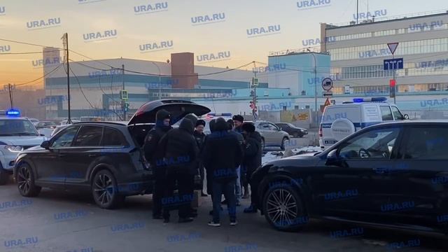 Задержанная банда на Porsche в Екате собиралась на «стрелку», взяв гранатомет