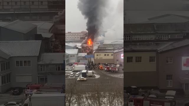 🔥Пожар произошел на территории магазина в Климовске в Подмосковье🔥