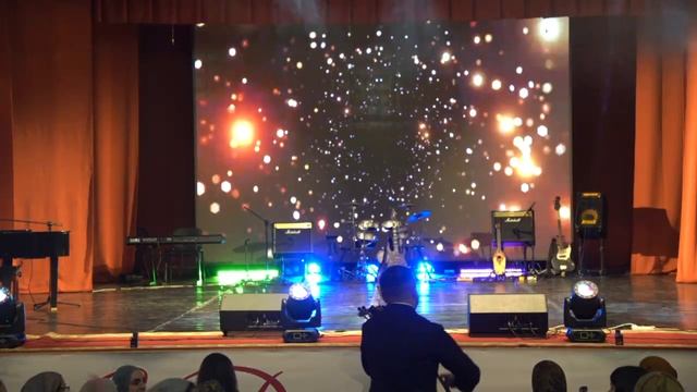 Виртуозное исполнение скрипача Самвела Мхитаряна композиции «Миллион алых роз»