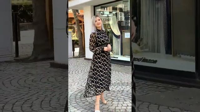 Любовь не выпрашивают, это подарок небес, которого может и не случиться.Ссылка в описании!