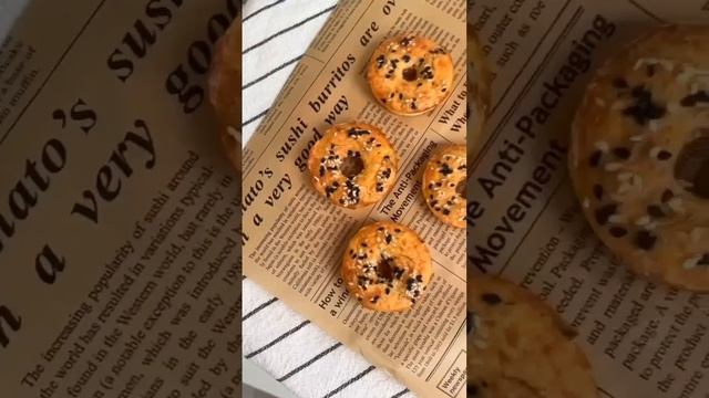 Готовим вкуснейшие сырные пончики. Подпишись ! рецепт в описании