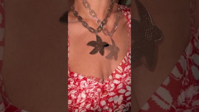 Крупный кулон в виде морской звезды цвета Jet на крупной цепочке / черный