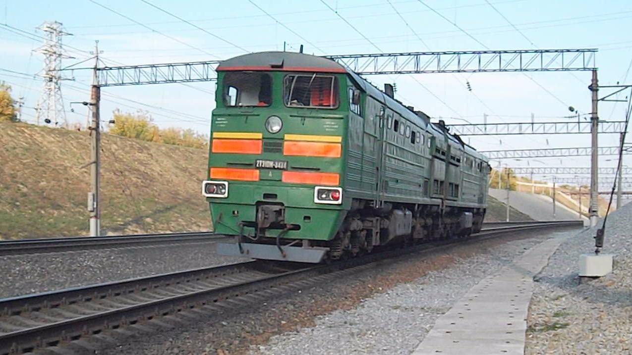 Тепловоз 2ТЭ10М-3434. Резервом с песочком.