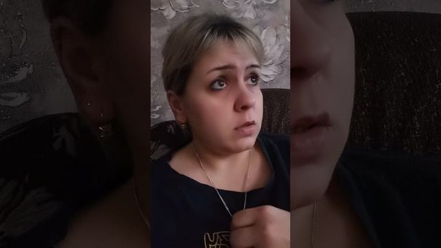 Когда решают, что пить на НГ! 😆