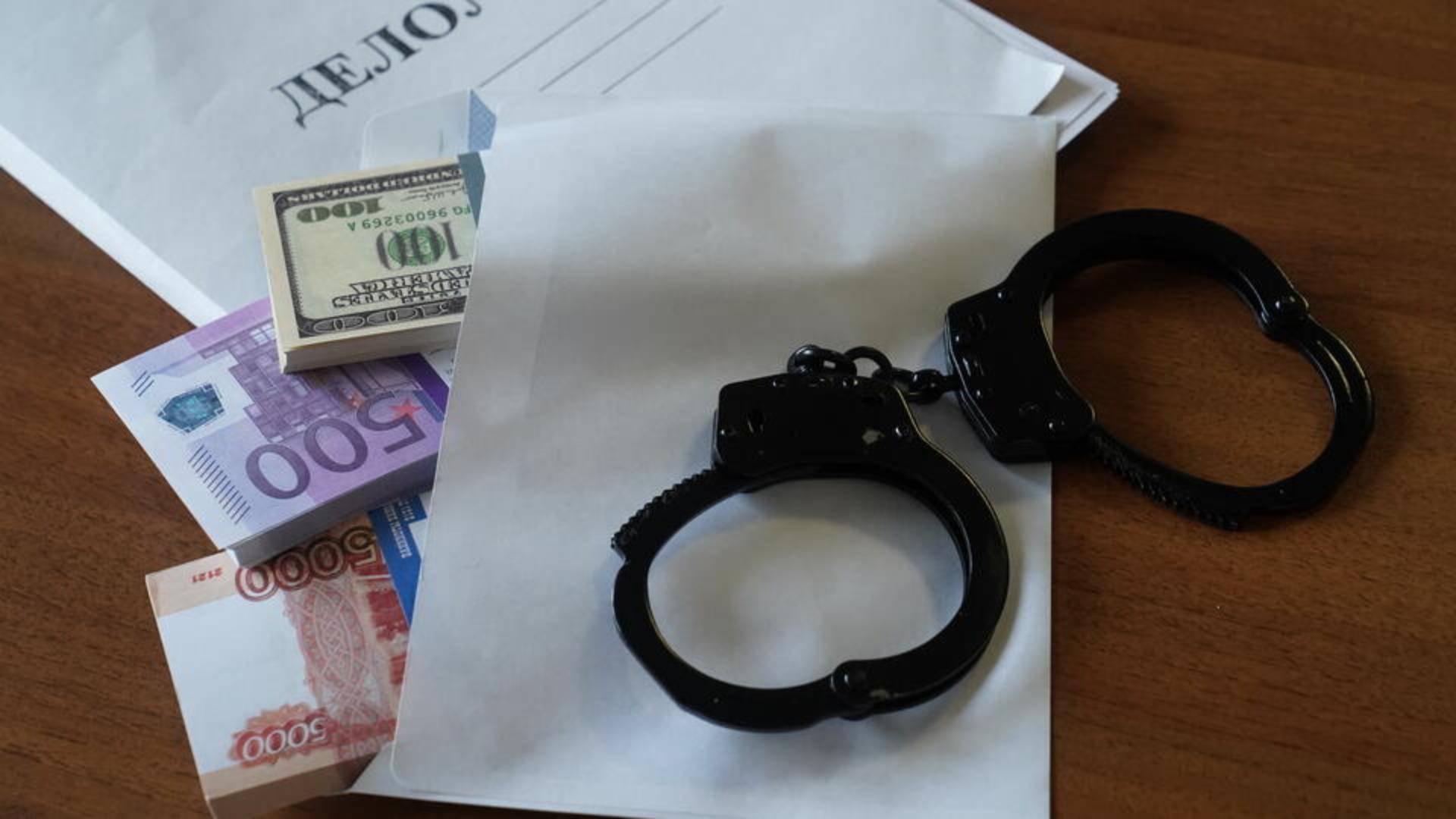 При реконструкции красноярского завода украли почти 100 млн рублей