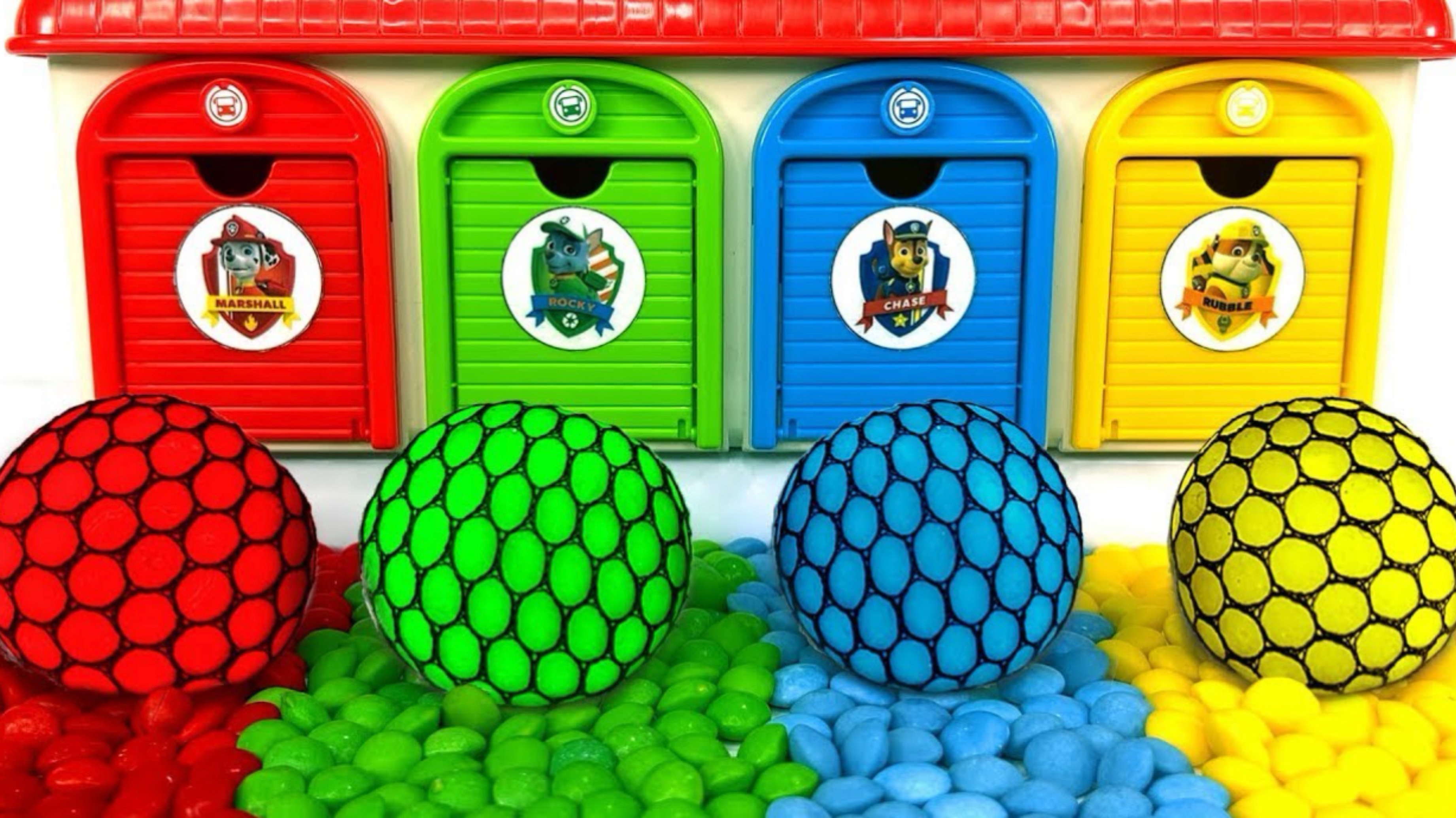 Разноцветные шарики расставим по местам🌈