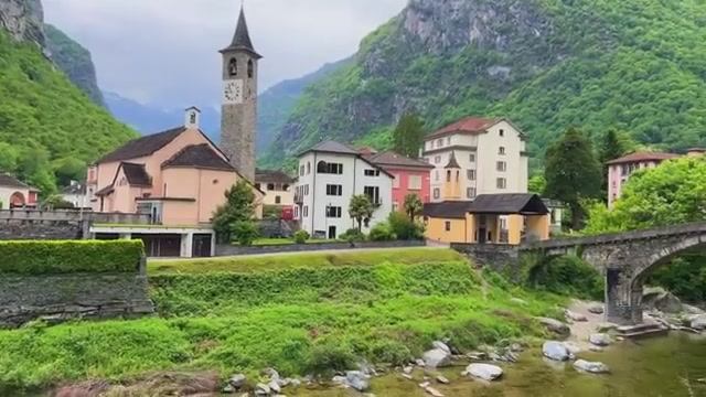 Пешая экскурсия по Биньяско, Швейцария, Уникальная очаровательная швейцарская деревня в долине Маджа