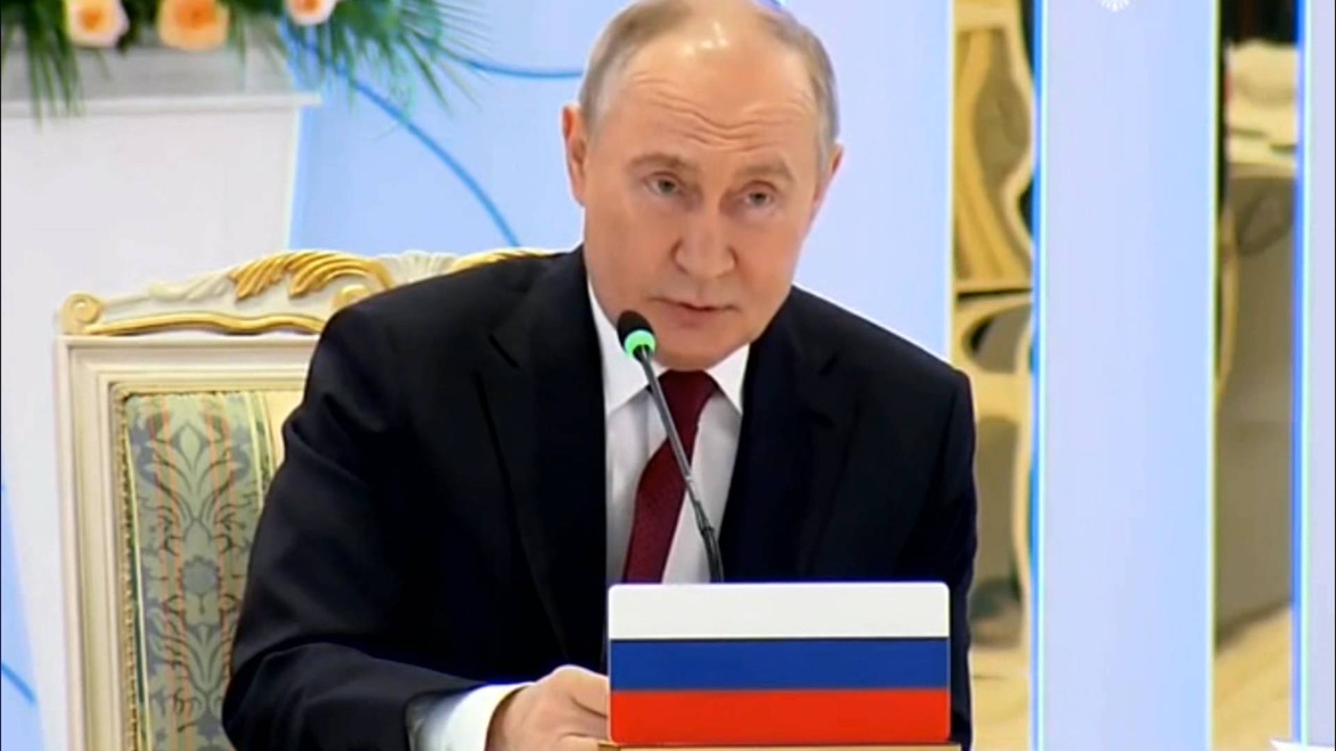 28.11.2024  Путин рассказал как работает "Орешник"