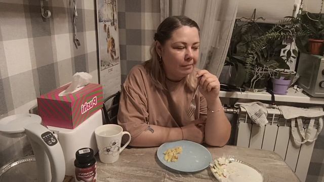 Я вернулась 🤗 Ужин 🍴 Картошечка с отбивной 🙂