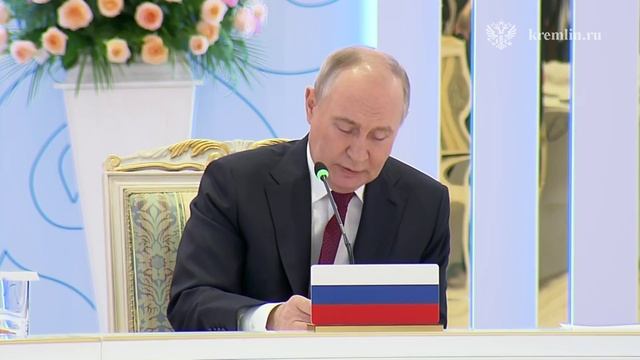 Владимир Путин подробно информировал коллег по ОДКБ о текущей ситуации в зоне СВО.