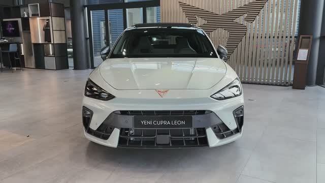 2025 Cupra Leon обзор