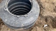 Монтаж уличной канализации и колодца в Одинцовском районе. santeh03.ru
