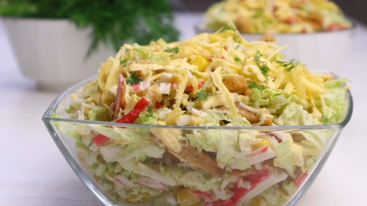 "Ай МОМЕНТ" - ДВЕ МИНУТЫ и Он уже на столе!! КРАБОВЫЙ салат с капустой - УЛЕТ!