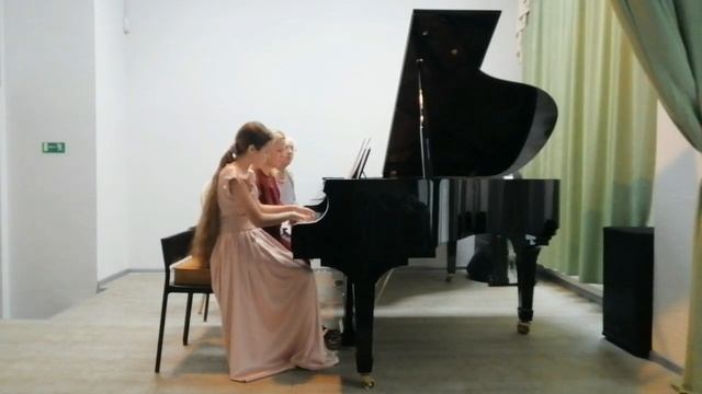 Лидия Букур 13 лет и Анна Букур (мама) П И Чайковский "Адажио" из балета "Щелкунчик"