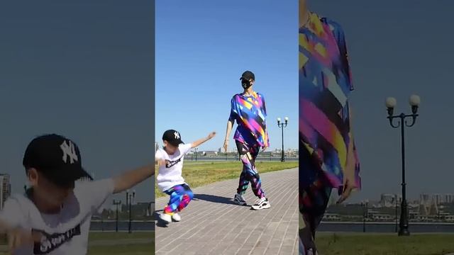 танцующая электронная музыка.mp4