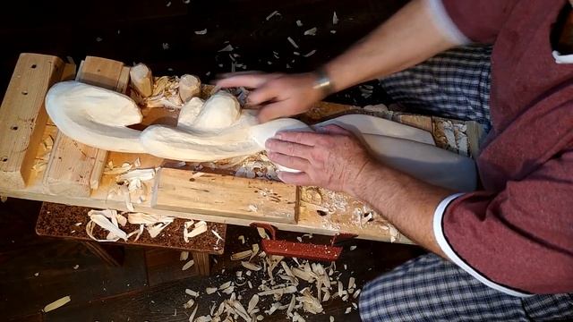 How to carve an amphibian girl from wood / Как вырезать девушку-амфибию из дерева