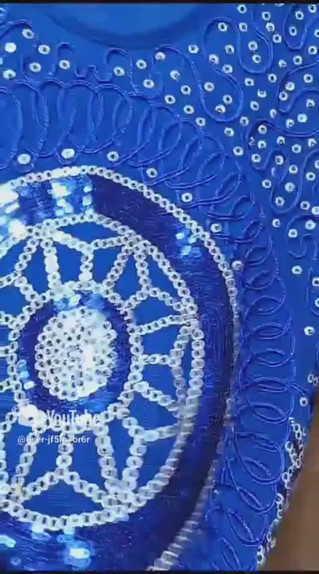 Красивая вышивка пайетками