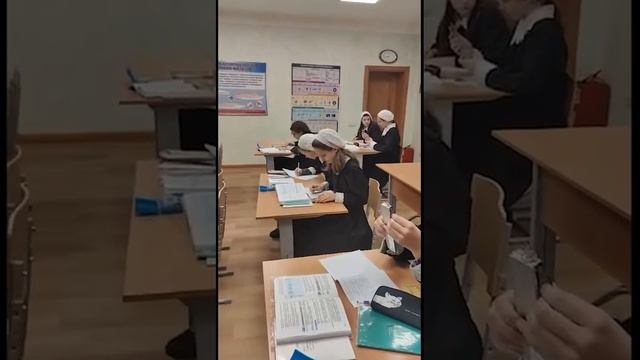 Урок физики в 7 классе в гимназии в Троице-Лыково