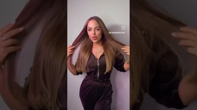 Юля Ефременкова: Длинные или короткие?