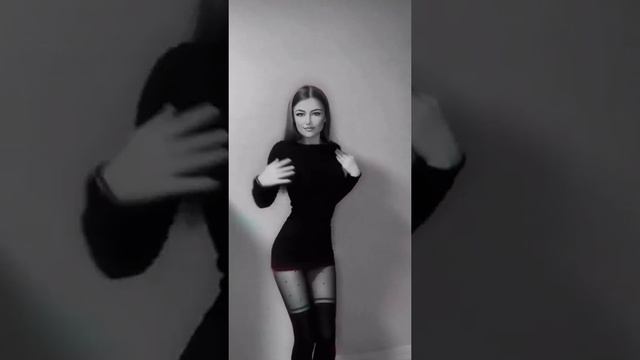 «Твой запах делает меня влажной»