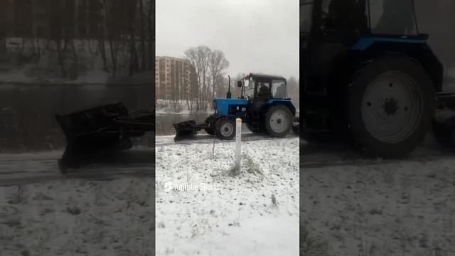 Трактор МТЗ в работе Орехово-Зуево.