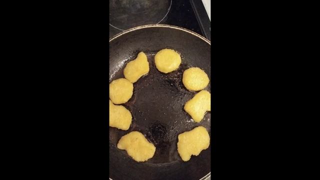 Сколько по времени жарятся наггетсы
