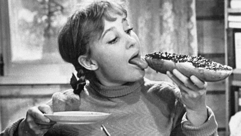 Обзор на сериал ОУ live. Вот от таких грибочков точно оторваться невозможно. Чесночный хлеб, попроб