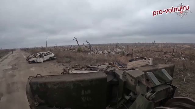 Видеокадры работы ИМР-2 12-й отдельной  
инженерной бригады группировки войск «Центр»