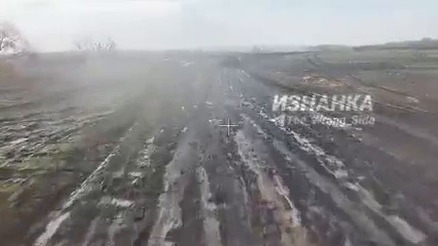 Работа ФПВ дронами по Т-64БВ и М2А2 17 танковой бригады в районе Кремяного Курской области.