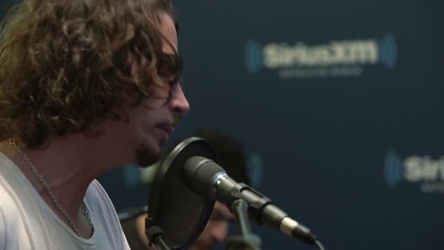 Chris Cornell 'Nothing Compares 2 U' Prince Cover Live @ SiriusXM -- Lithium