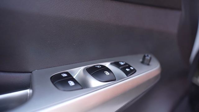 Пикап DongFeng DF6 он же Ниссан, он же Рено, он же Мерседес