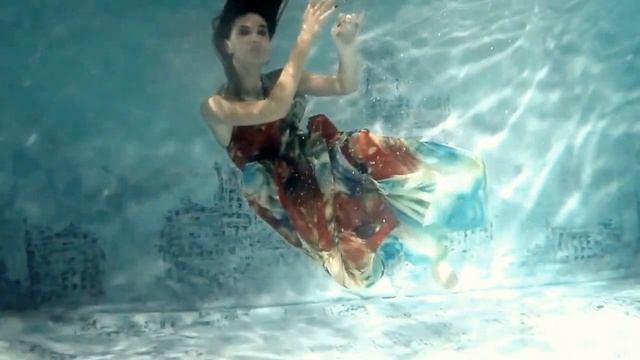 Underwater fashion show Harmagedon. By Jana Nedzvetskaya