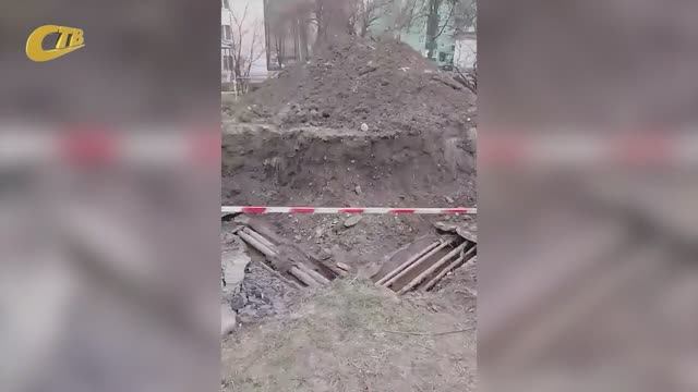 ЖЕЛЕЗНОГОРЕЦ ПОЖАЛОВАЛСЯ НА ЗАТЯНУВШИЕСЯ РЕМОНТНЫЕ РАБОТЫ ТЕПЛОСЕТЕЙ ПО УЛ. ГАЙДАРА