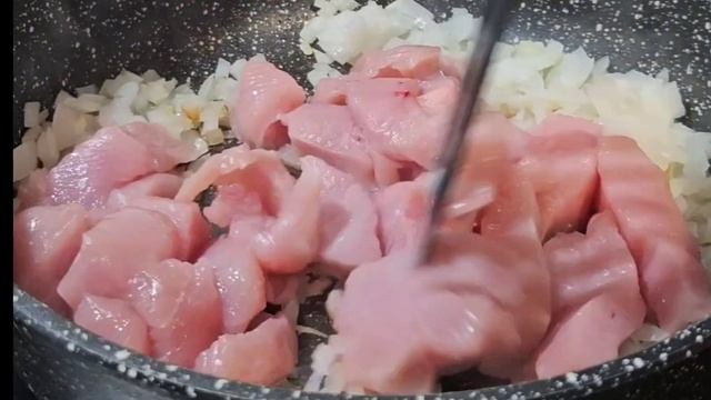 Индейка с фасолью в томатном соусе. Низкокалорийный, но сытный рецепт Клуба снижения веса Lalavita