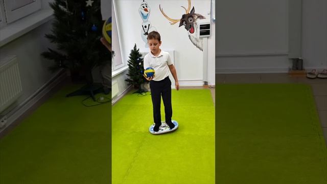 Игры с мячом.mp4