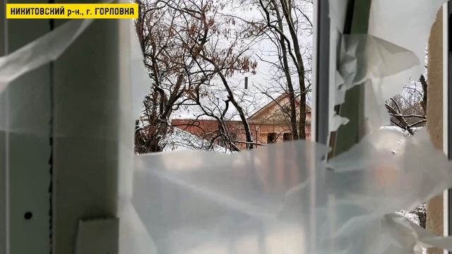 СМОТРИ ПОД НОГИ И СЛУШАЙ НЕБО, ТЫ В ГОРЛОВКЕ : заметки на полях №210 : военкор Марьяна Наумова