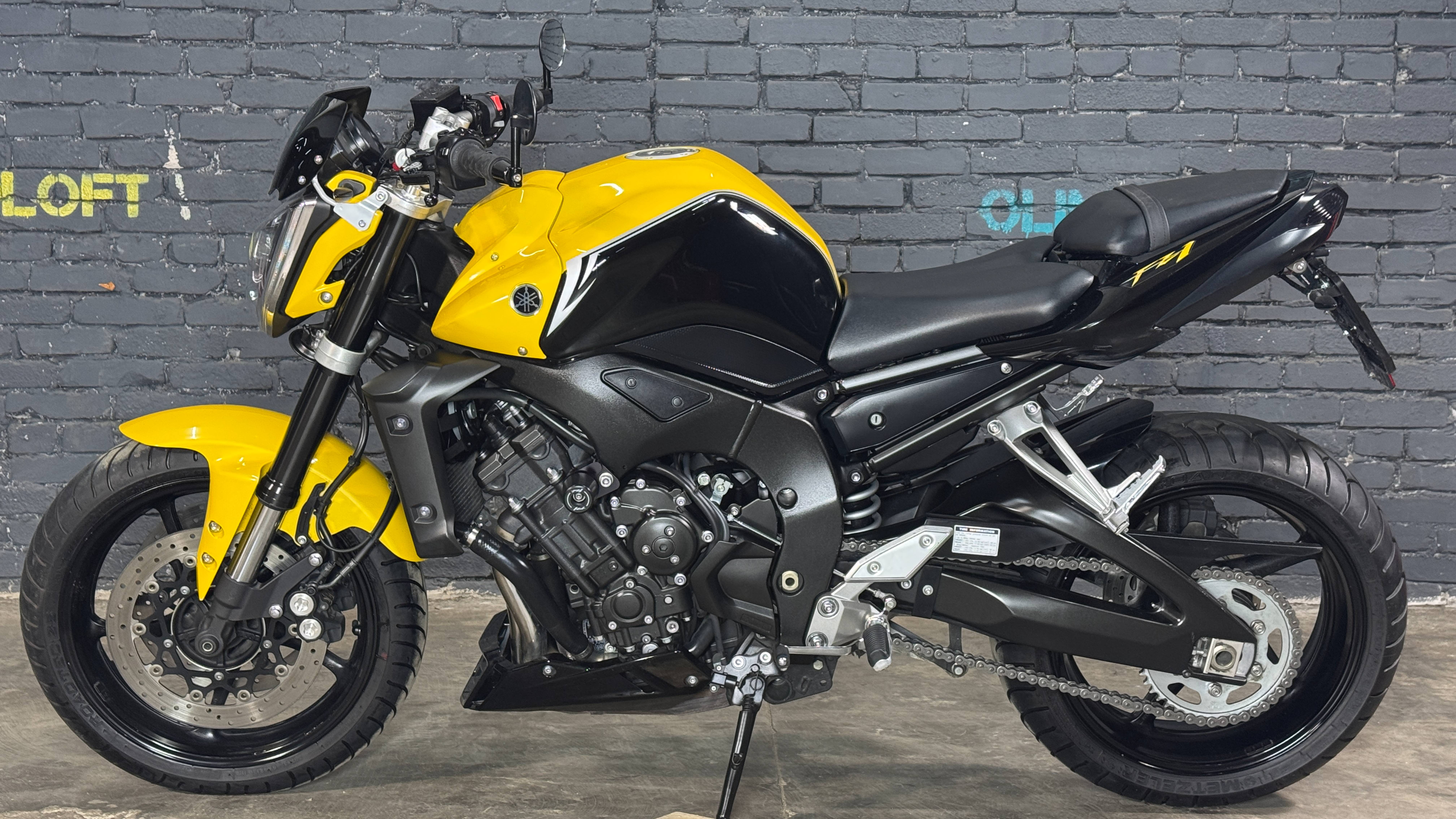 Yamaha FZ1