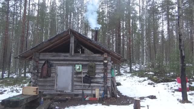 Поход на избу. Рыбалка на жерлицы. Охота на куницу капканами.