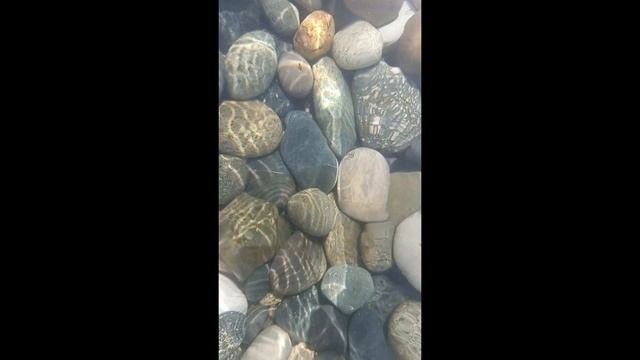 Камушки по водой