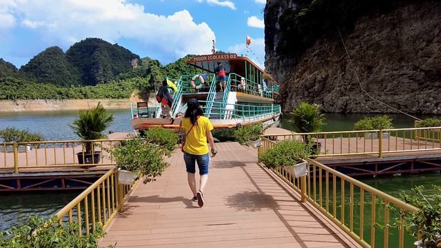 14116177-hd_1920_1080_30fps