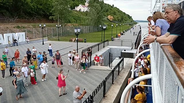 круиз на т.х "Козьма Минин"-Пермь-Петрозаводск-Пермь
