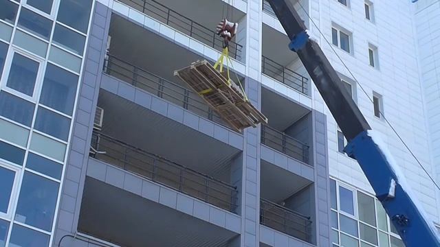 Подъем мраморной ванны в проём