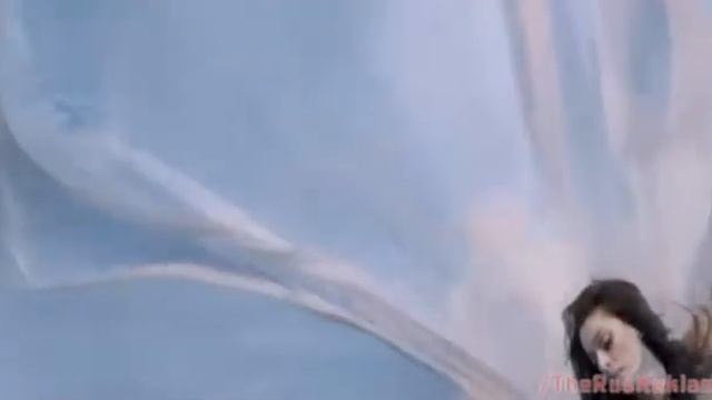 Реклама Лоеве Эйр Сенсуал - Кармен Корелла