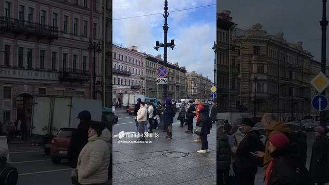 Санкт-Петербург. 25.11.2024. Вид на Невский проспект от улицы Восстания
