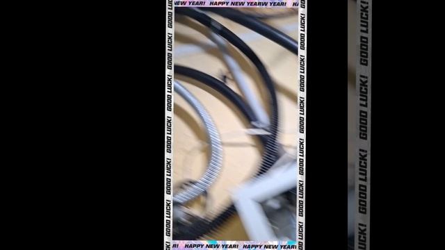 1000008496.mp4 (Собака смотрит на вариант электроснабжения дома А-фрейм)