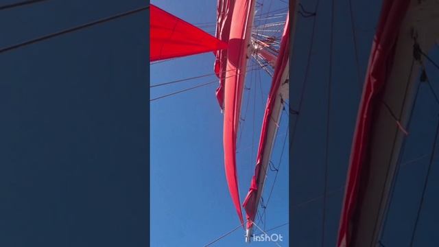 Алые паруса_клип на Радио тапок_Гангут