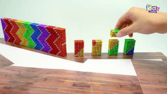Магнитные шарики - БАЗА МСТИТЕЛЕЙ!  Железный Человек Марвел! В Безумный особняк Желейзного Человека