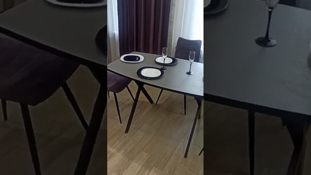 Стол обеденный в стиле лофт