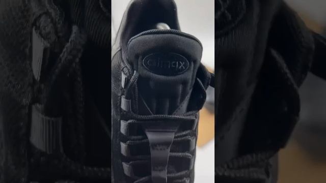 Кроссовки Nike Air Max 95