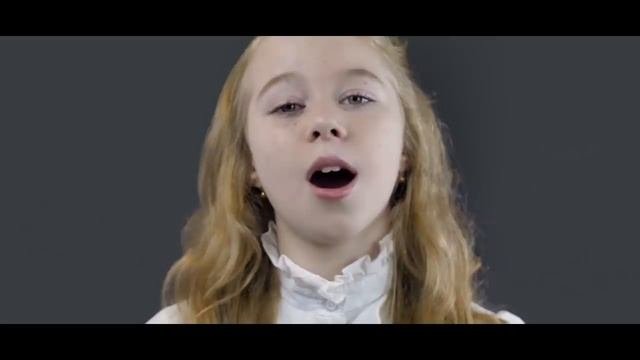 СУПЕР КРУТАЯ ПЕСНЯ ПРО МАМУ!!песню спели: Distory
